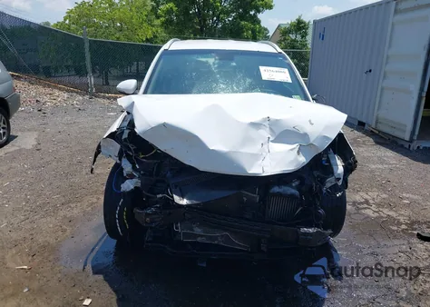 2017 Hyundai Tucson Sport z USA, uszkodzony, nr VIN KM8J3CA25HU293407